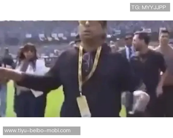 梅西印度行引发球迷骚乱两人因破坏公物被警方逮捕